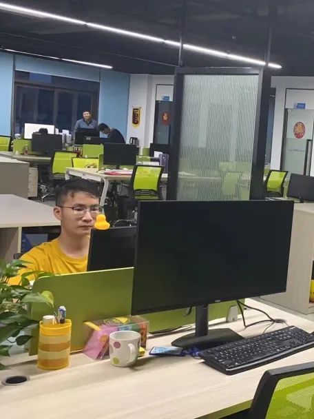 奋战一线丨尊龙凯时人生就是搏人的假期这样过