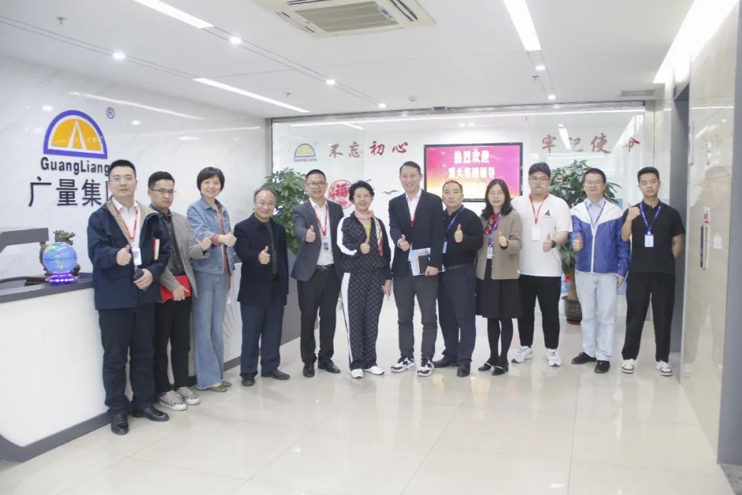 盟大集团莅临尊龙凯时人生就是搏集团旅行交流