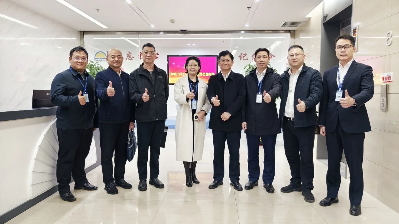 尊龙凯时人生就是搏集团｜尊龙凯时人生就是搏与中铁广州工程局开展高层互访 共商智能制作相助路径
